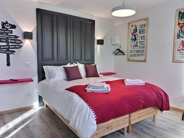 Les Suites Fenelon Le Cateau-Cambresis Εξωτερικό φωτογραφία